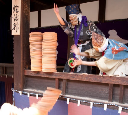 割るのは春の「壬生狂言」で